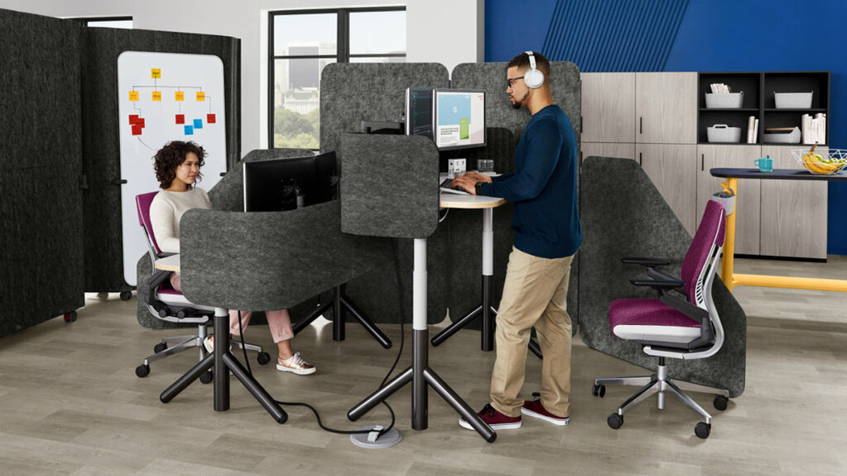 Neuearbeitsteelcase1 1024X650